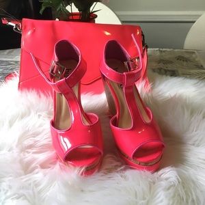 Neon pink wedges with matching bag